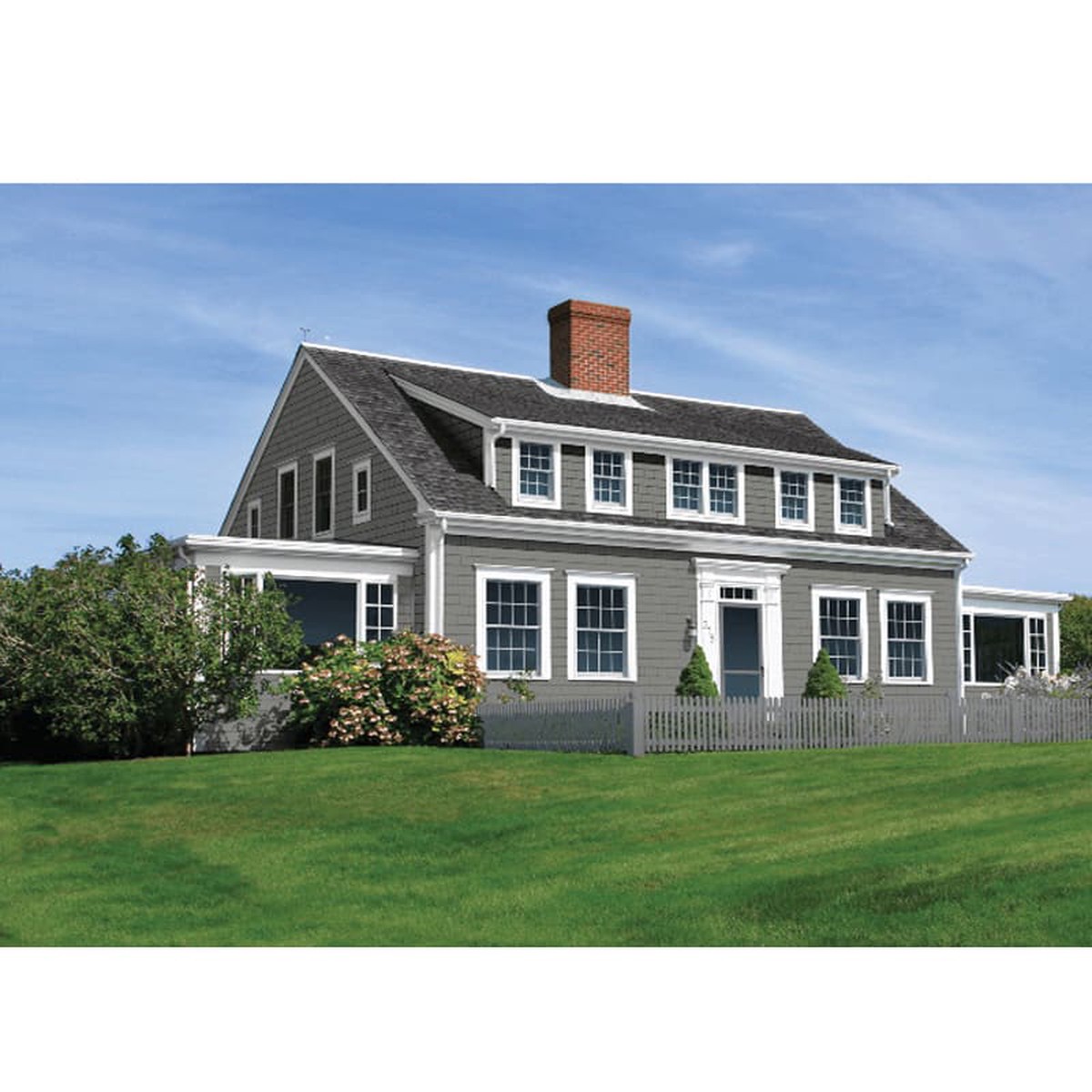 Royal Exterior Portfolio Cedar Shingles S7 84 Metropolitan Gray