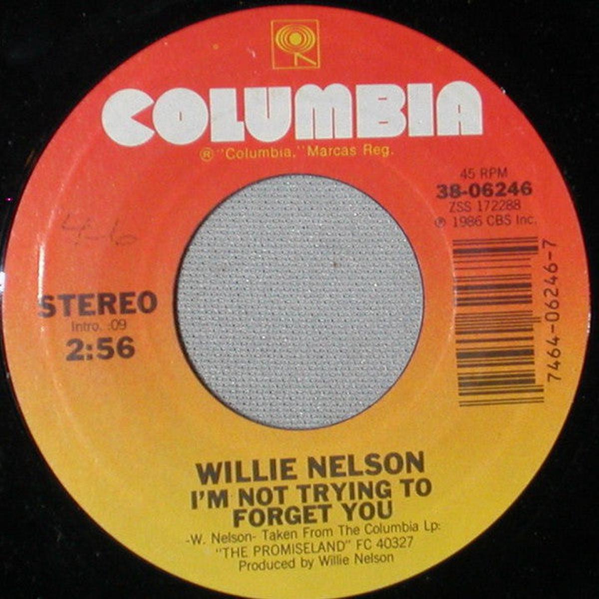 Willie Nelson - I'm Not Trying To Forget You (7", Styrene) (Good Plus (G+))